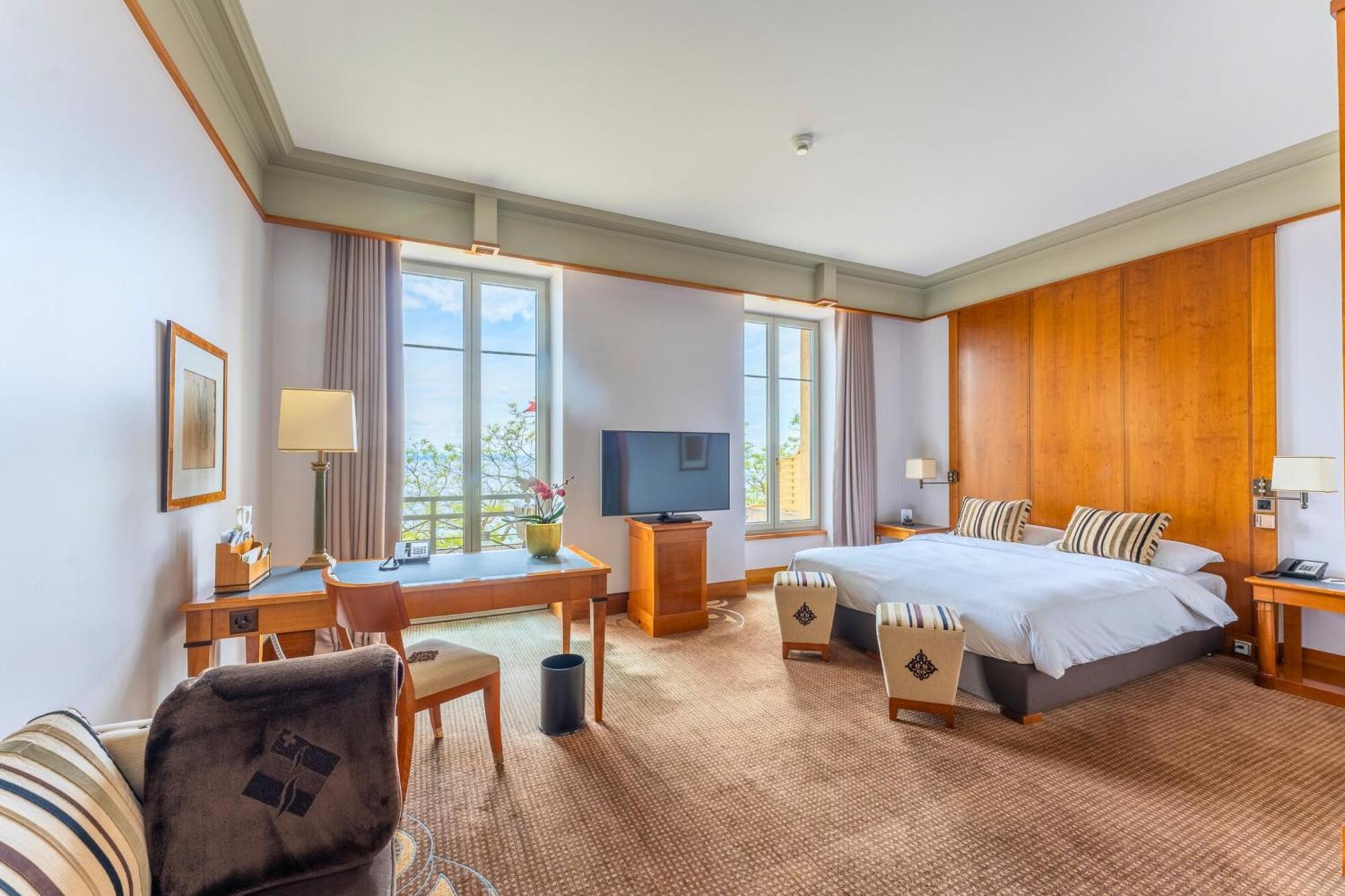 โบ-ริวาฌ นอยชาเทล เอสเอ Hotel เนอชาแต็ล ภายนอก รูปภาพ Deluxe Room